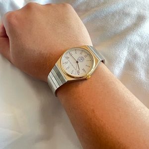 Vintage watch (70s-90s; needs battery)